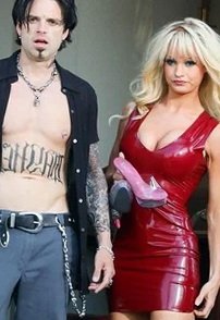 Пэм и Томми (сериал) Пэм и Томми (сериал) смотреть